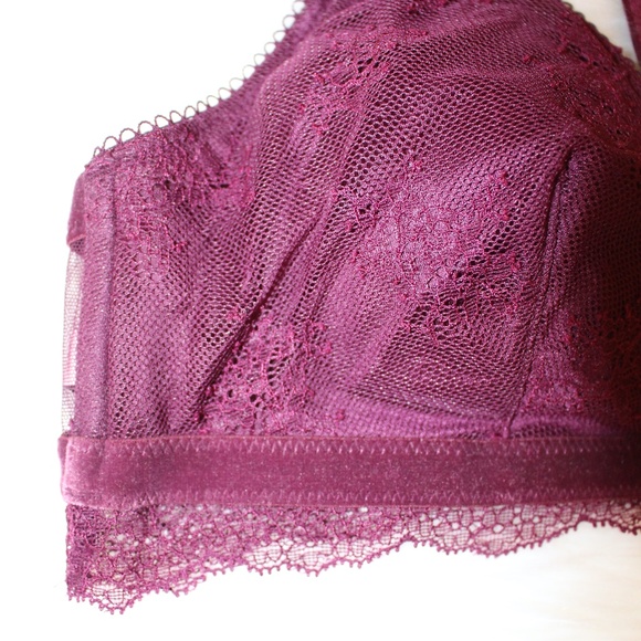 Victoria's Secret, large Maroon bra. B2 - Picture 4 of 8
